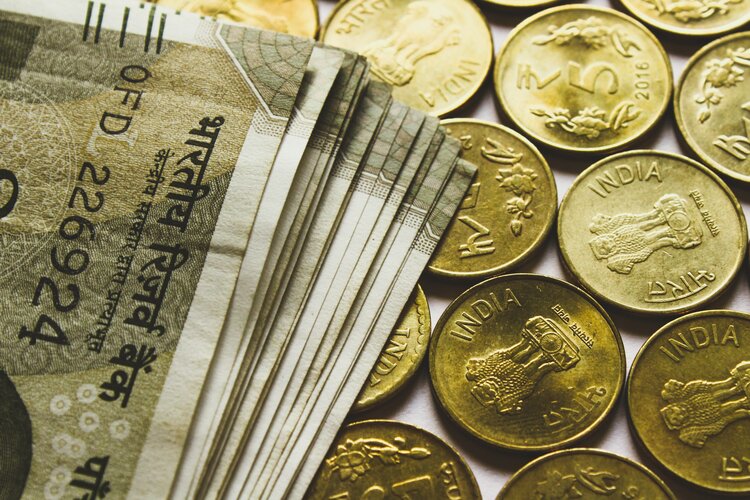 美元兑印度卢比:80.30/80.00是关键支撑位 - 法国兴业银行